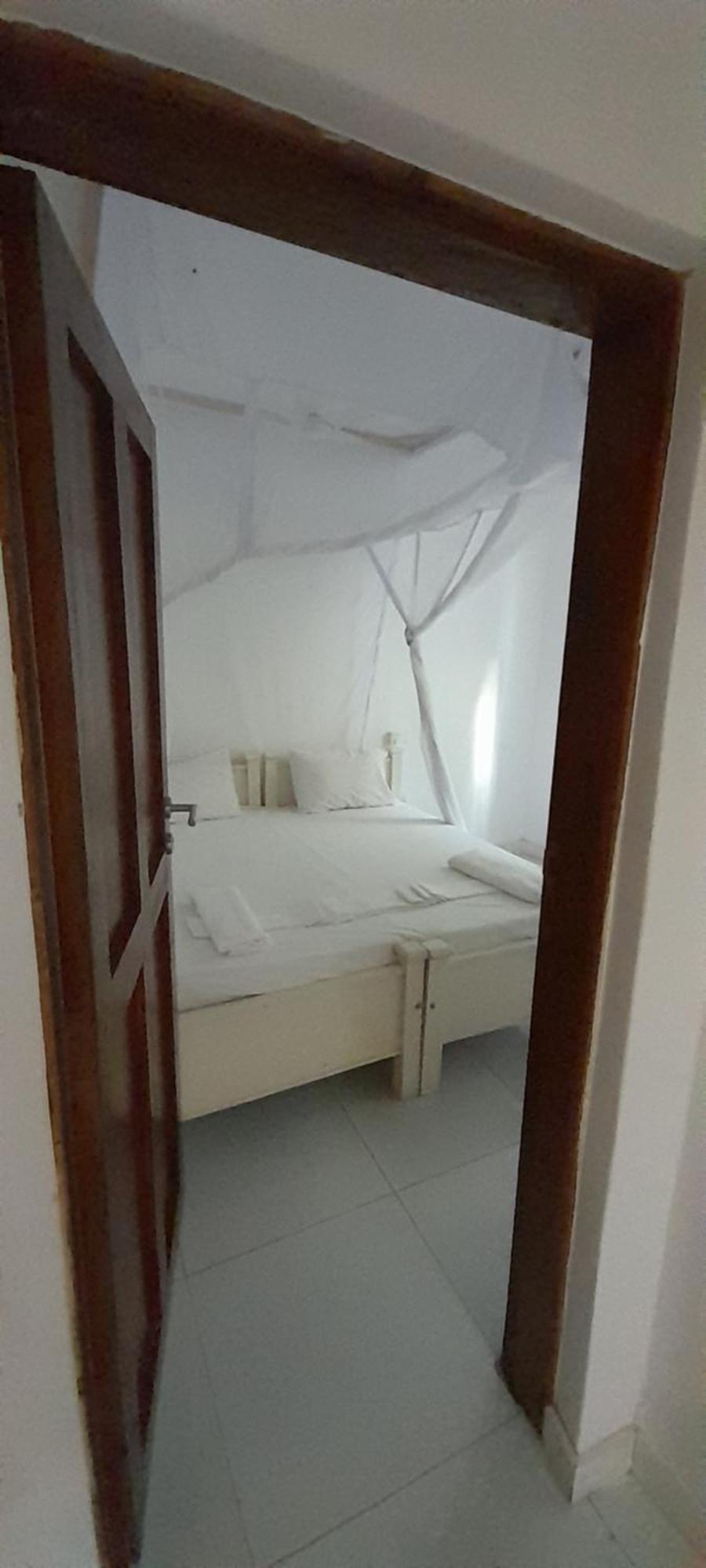 Aqua Resort Диани Бийч Екстериор снимка