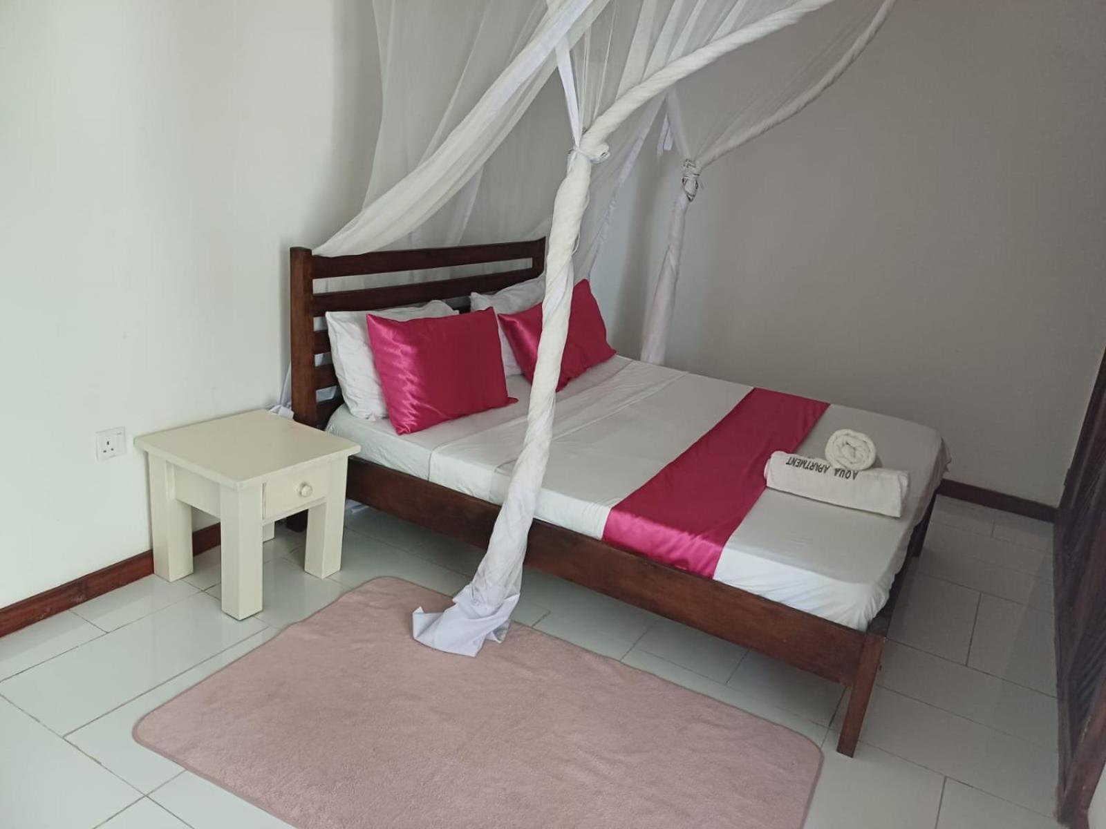 Aqua Resort Диани Бийч Екстериор снимка
